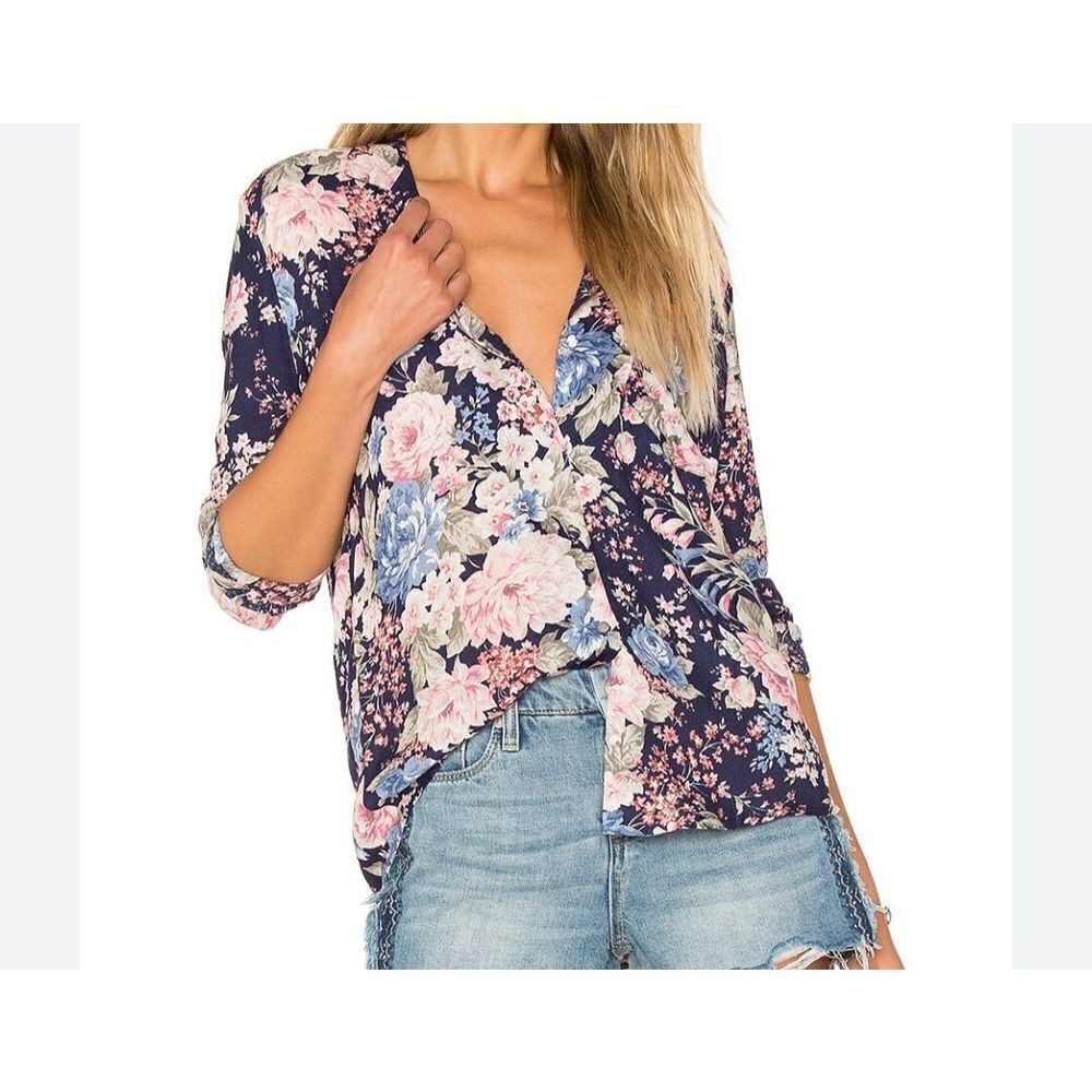 Auguste Stevie Shirt Francis Floral in Navy Blue sz 2
